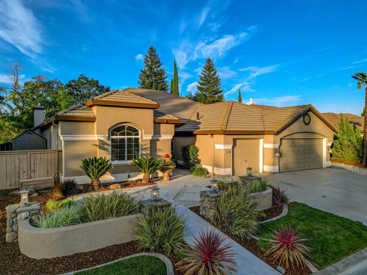 201 Heredia Court - Photo 1
