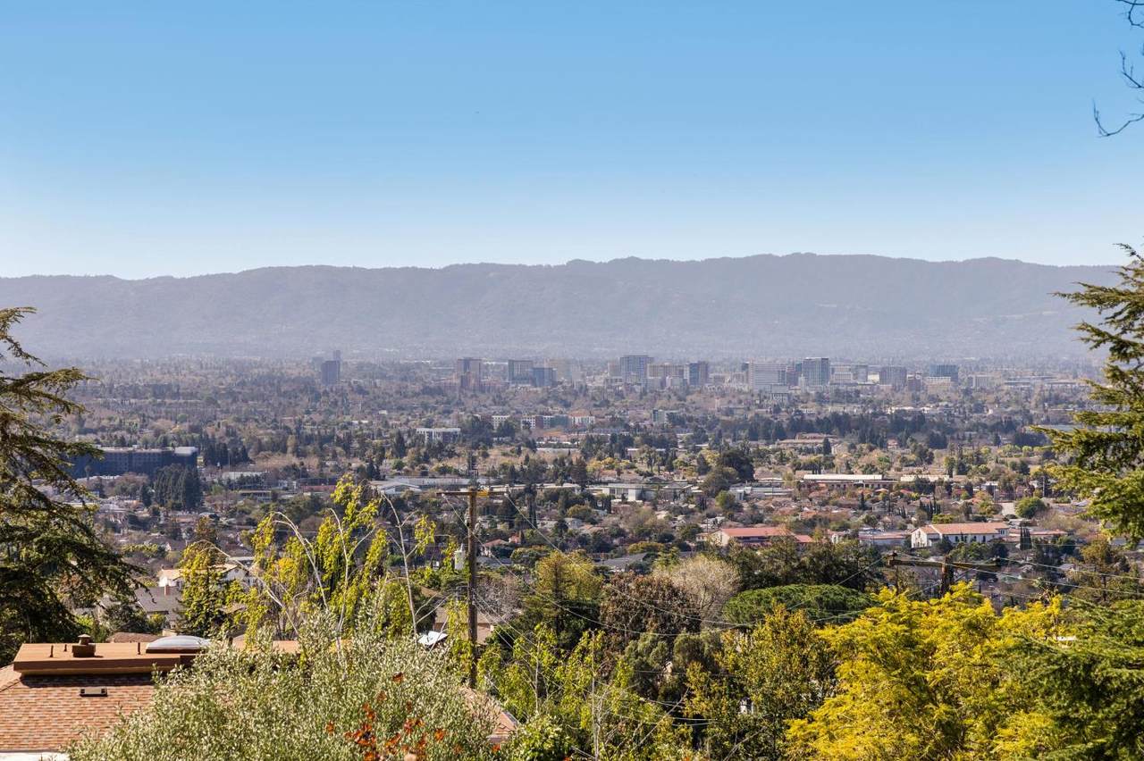 https://bt-photos.global.ssl.fastly.net/sacramento/1280_boomver_2_561062064-2.jpg