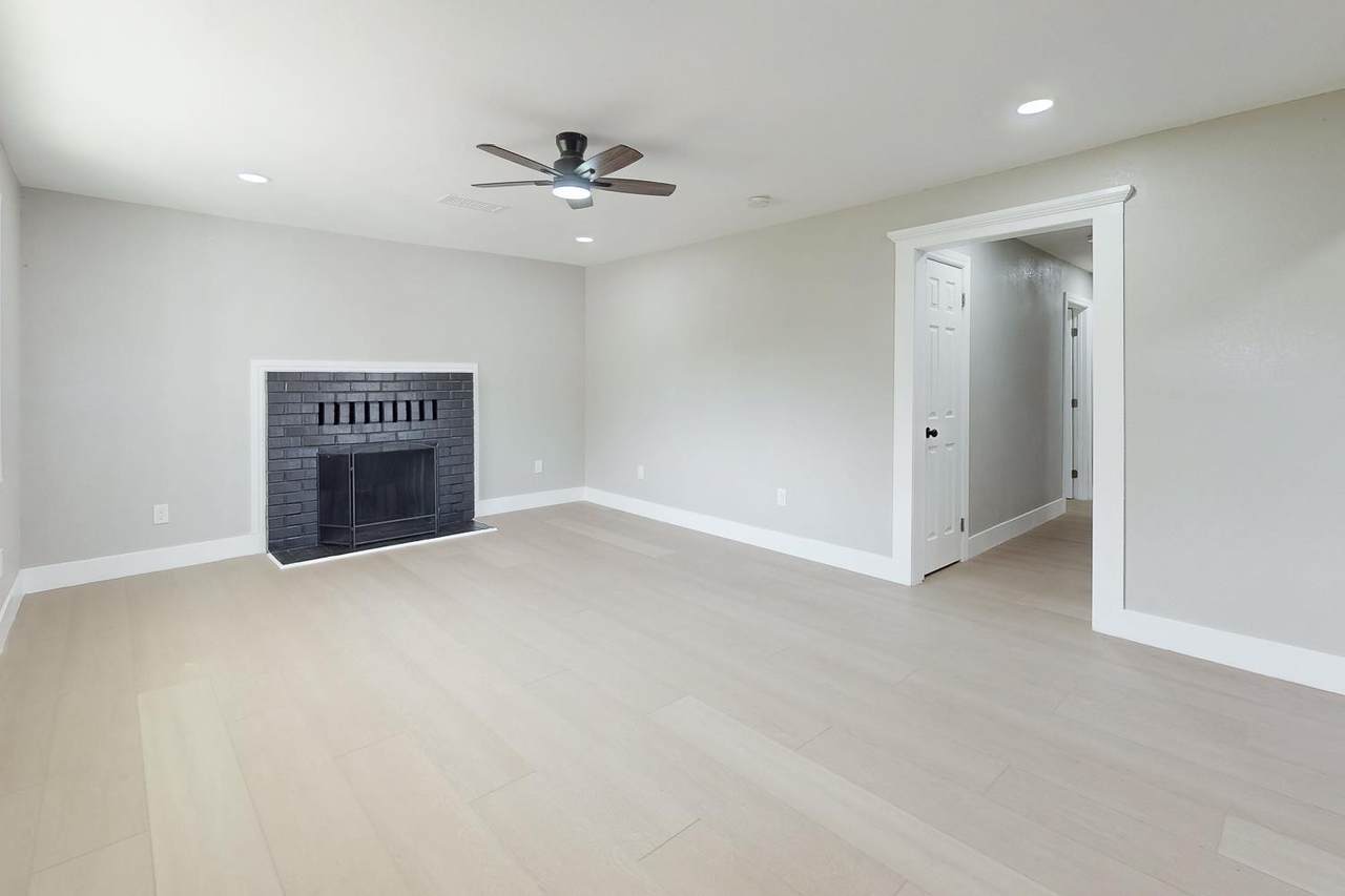 https://bt-photos.global.ssl.fastly.net/sacramento/1280_boomver_2_561063929-2.jpg