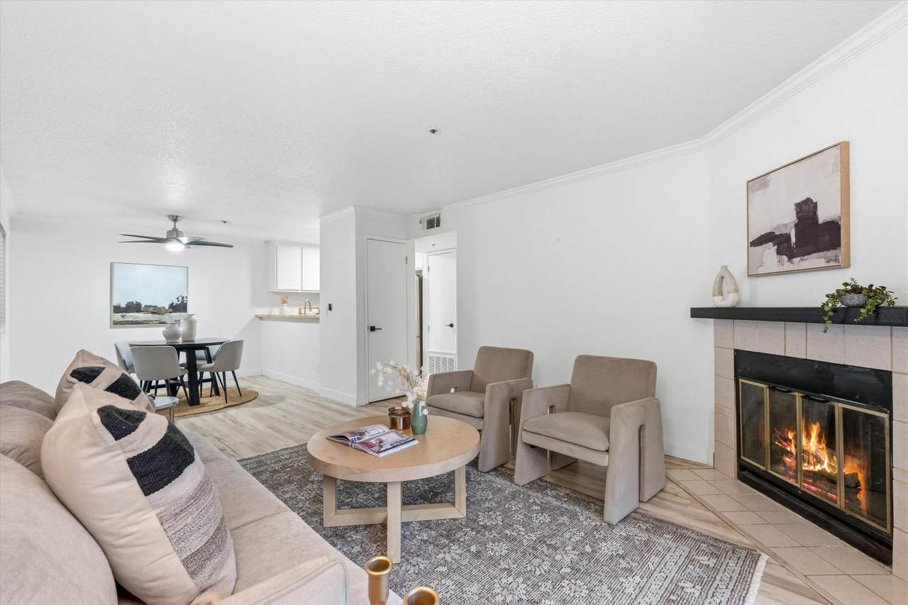 1019 Dornajo Way - Photo 1