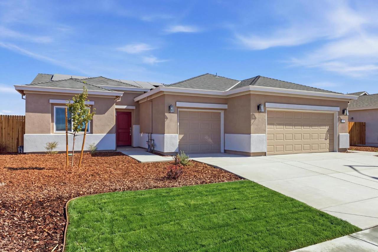 404 Kitty Hawk Drive - Photo 1