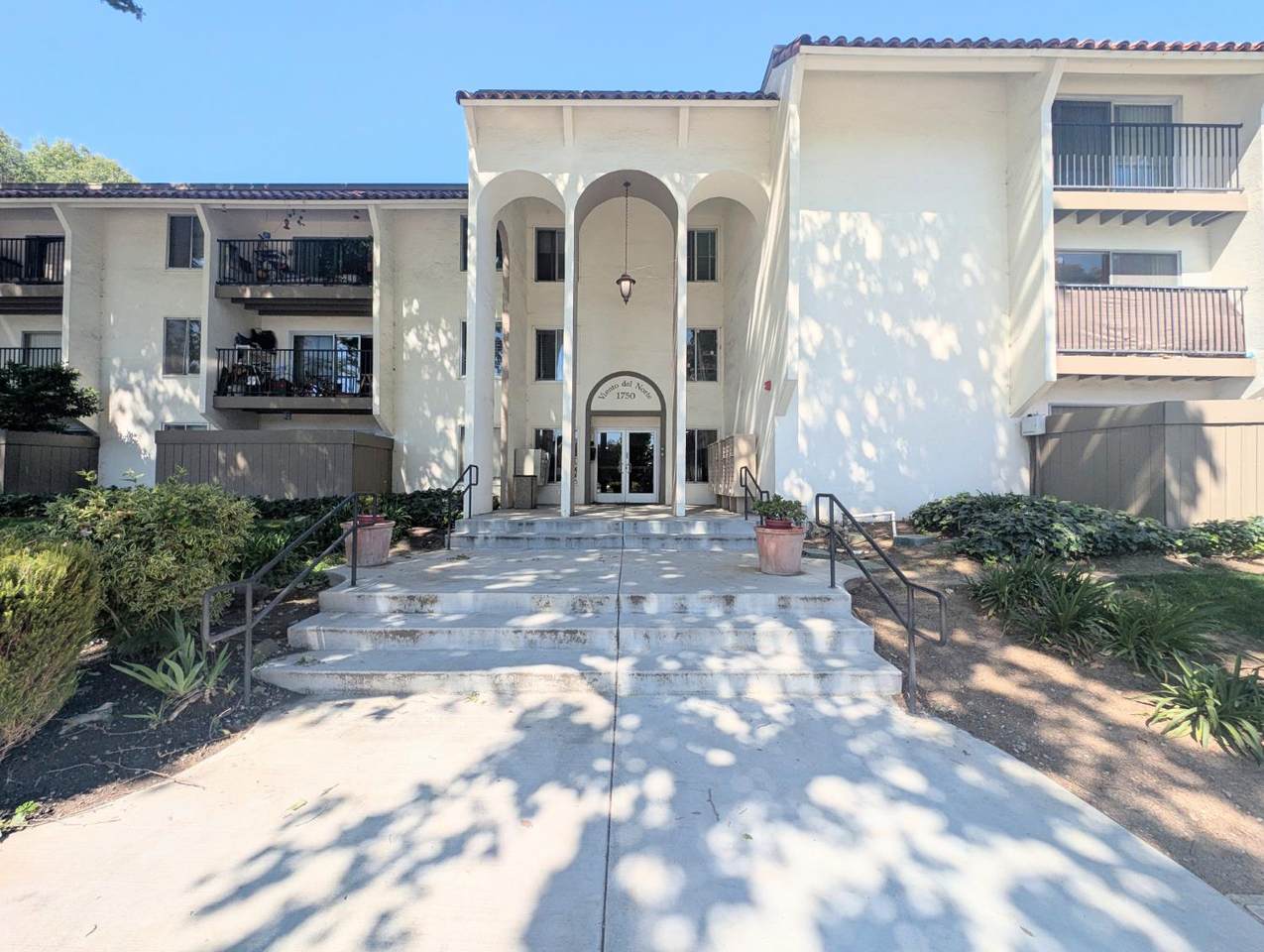 1750 Halford Avenue - Photo 1