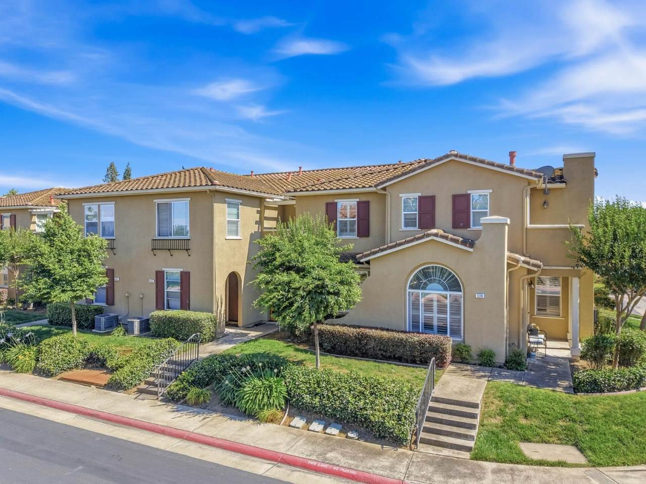 https://bt-photos.global.ssl.fastly.net/sacramento/1280_boomver_2_561095911-2.jpg