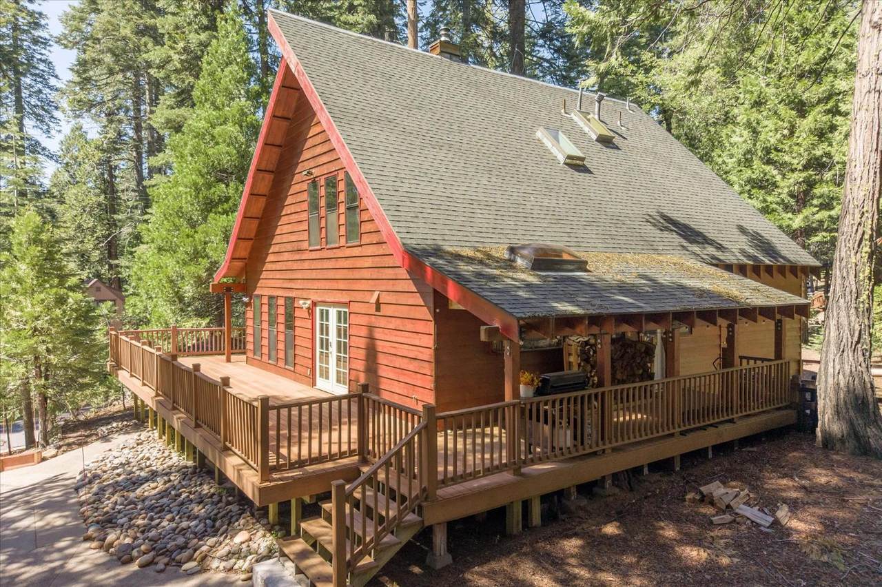 4522 Jibway Drive - Photo 1