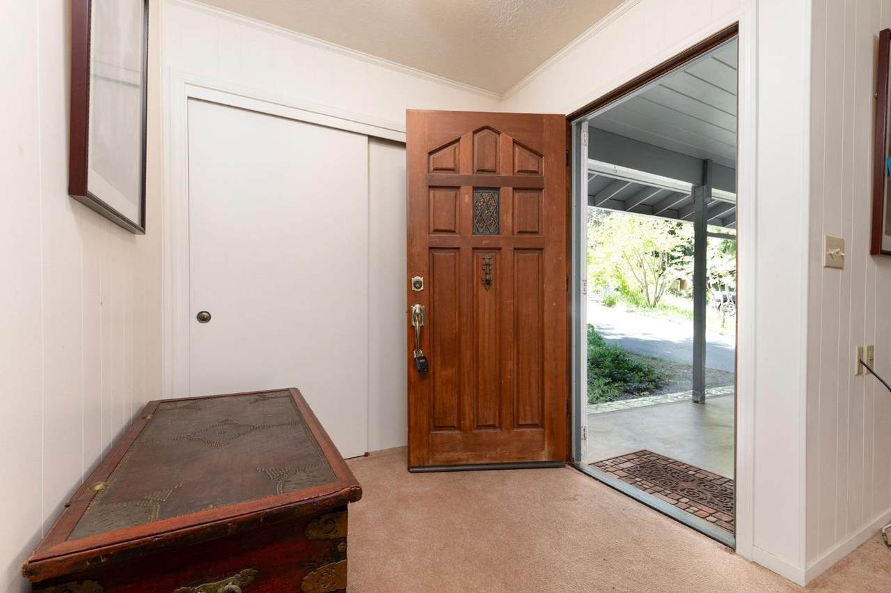 https://bt-photos.global.ssl.fastly.net/sacramento/1280_boomver_2_561096401-2.jpg