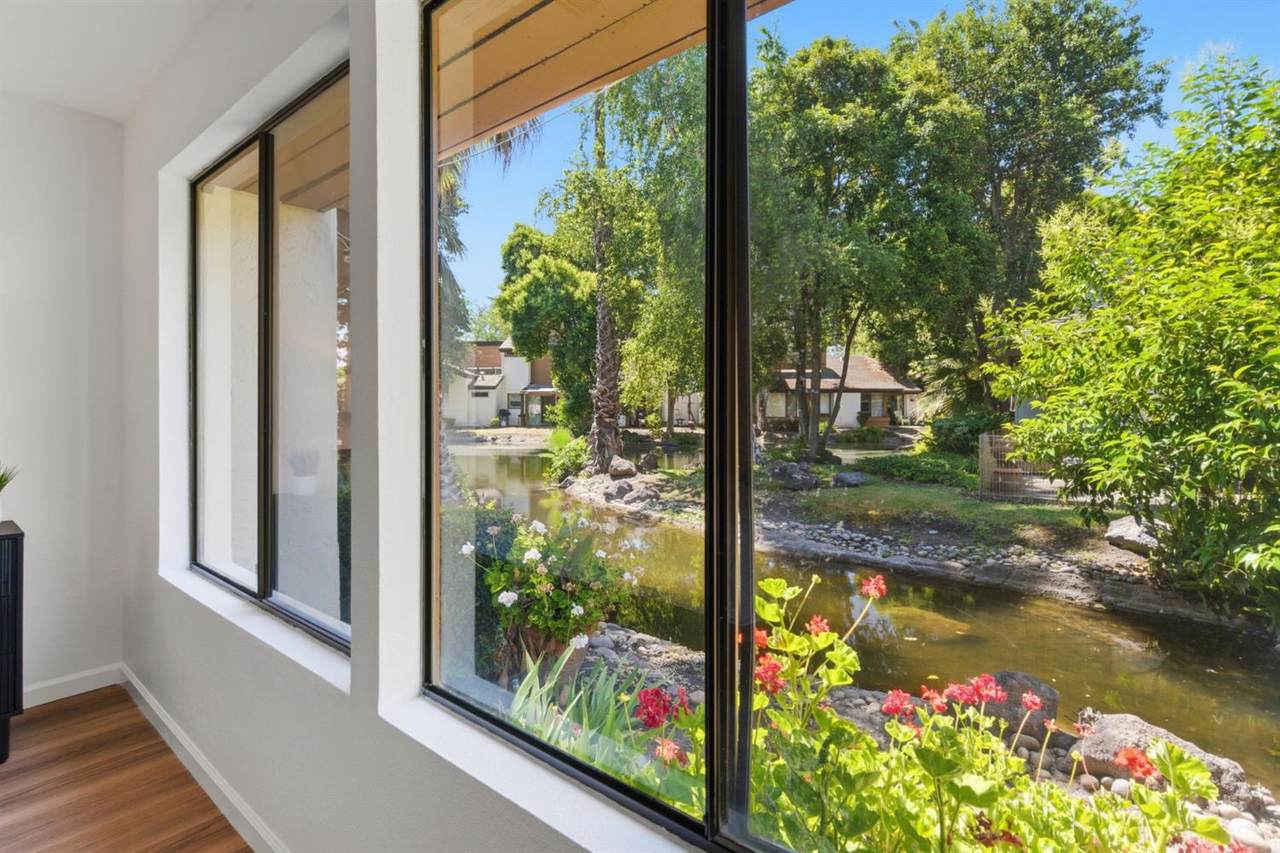 https://bt-photos.global.ssl.fastly.net/sacramento/1280_boomver_1_561097061-2.jpg