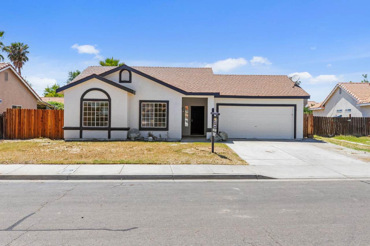 855 Place - Photo 1