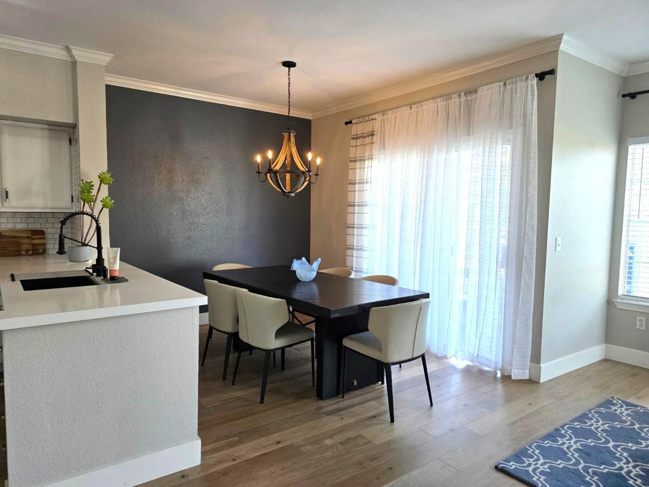 712 Horizon Cove - Photo 1