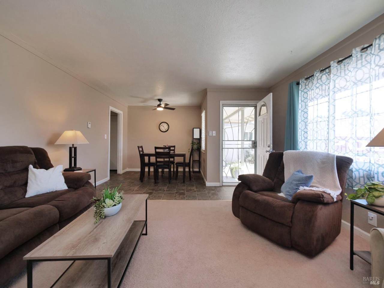 https://bt-photos.global.ssl.fastly.net/sacramento/1280_boomver_2_561170210-2.jpg