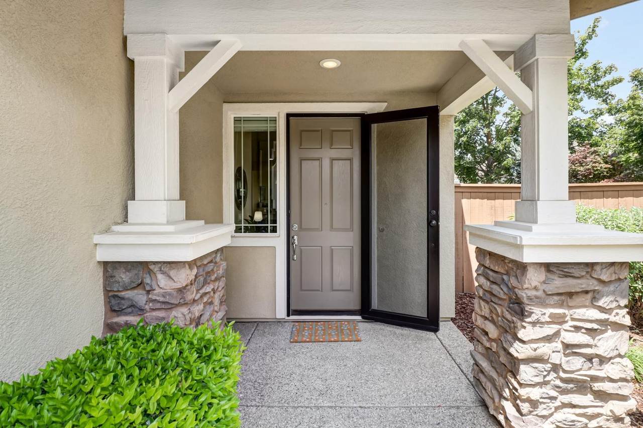 https://bt-photos.global.ssl.fastly.net/sacramento/1280_boomver_2_561170360-2.jpg