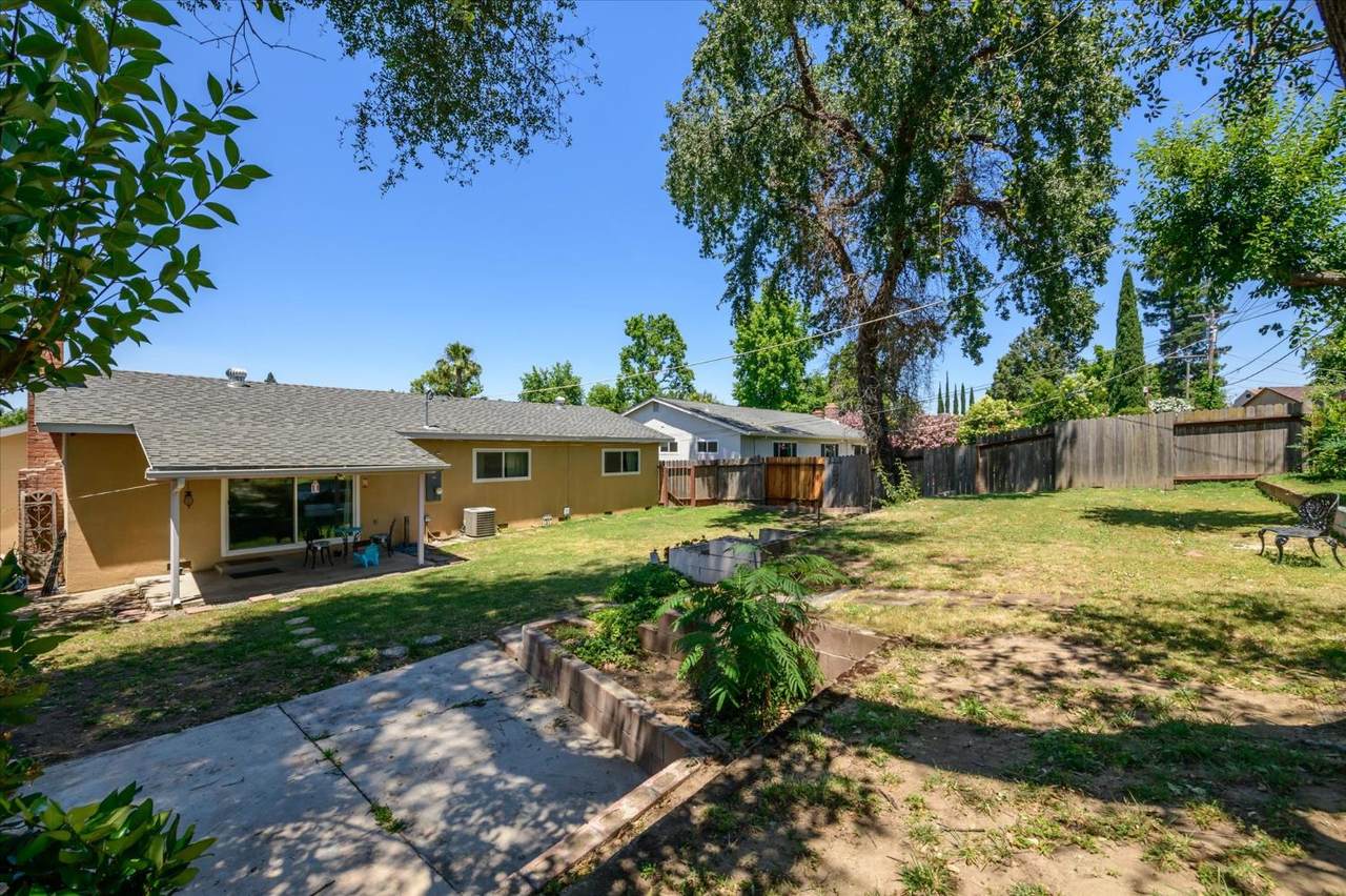 https://bt-photos.global.ssl.fastly.net/sacramento/1280_boomver_2_561170375-2.jpg
