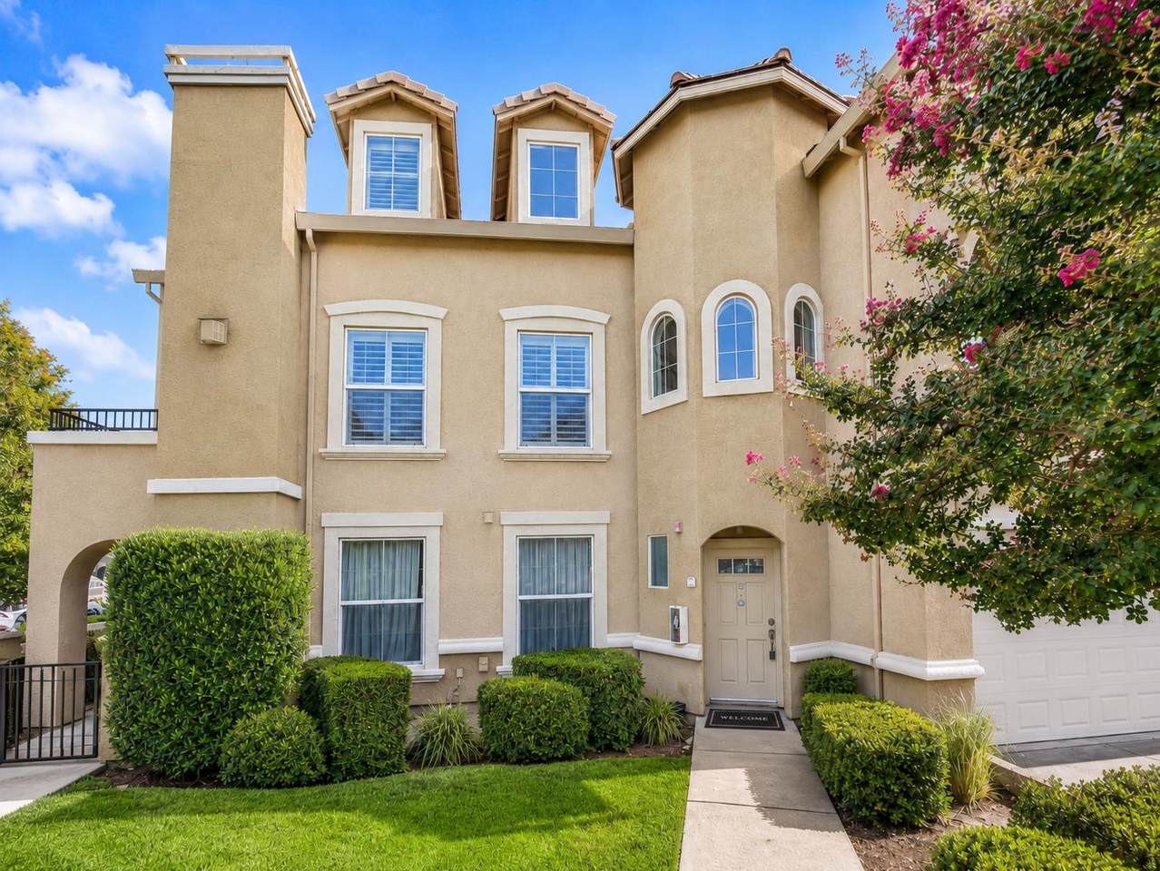 2420 San Marco Street - Photo 1