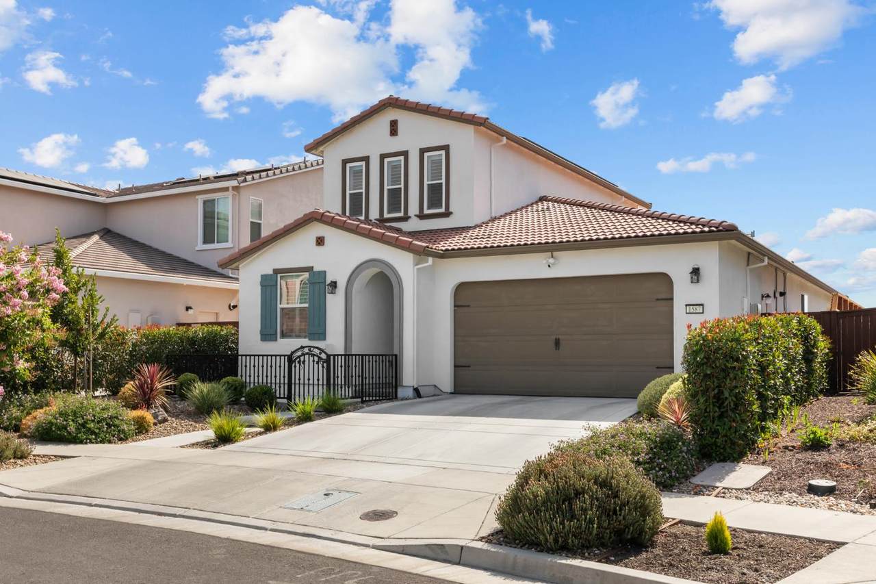 1587 Mcclure Street - Photo 1