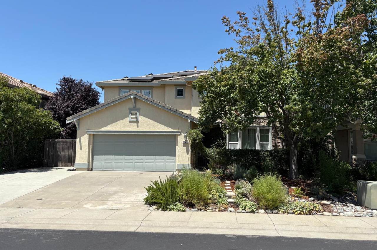 https://bt-photos.global.ssl.fastly.net/sacramento/1280_boomver_2_561186577-2.jpg