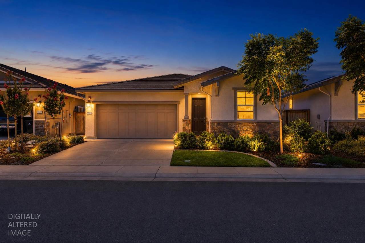 1399 Carson River Loop - Photo 1