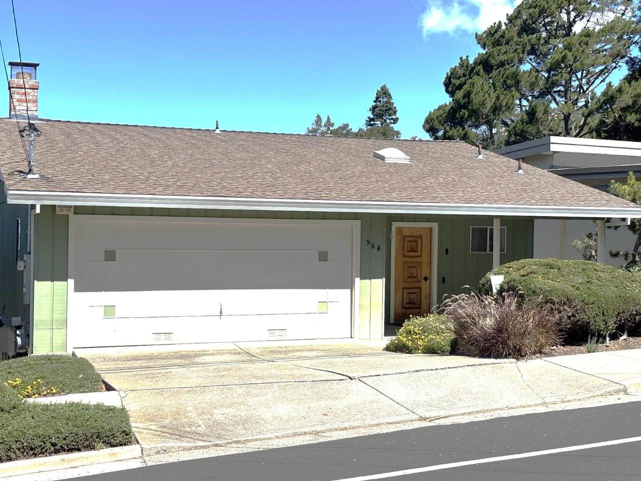 564 Spruce Street - Photo 1