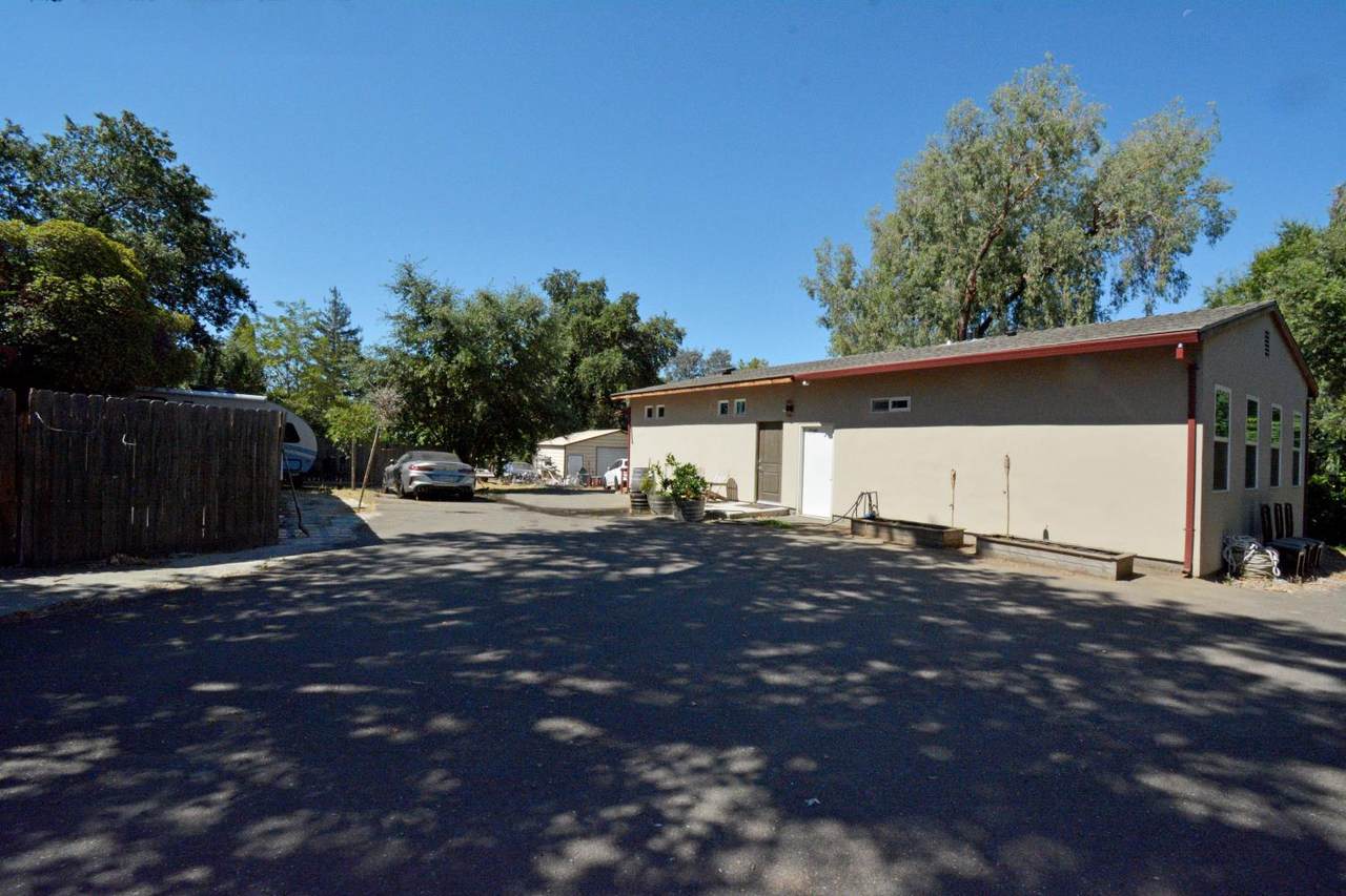 https://bt-photos.global.ssl.fastly.net/sacramento/1280_boomver_2_561186790-2.jpg