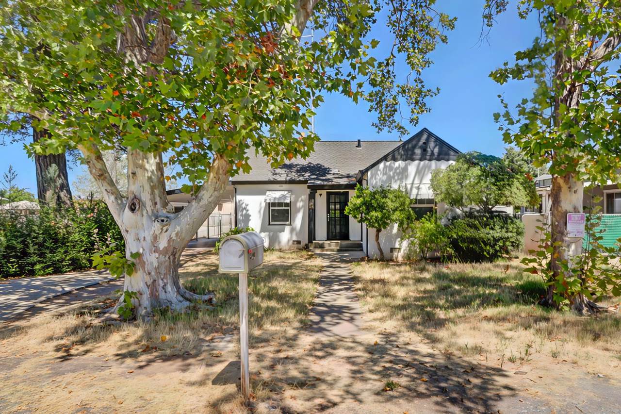2562 Taft Street - Photo 1