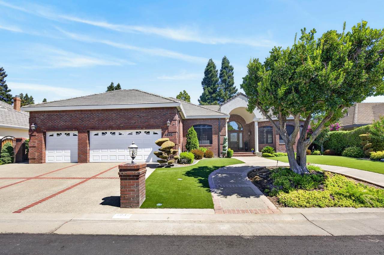 4932 Roselin Way - Photo 1