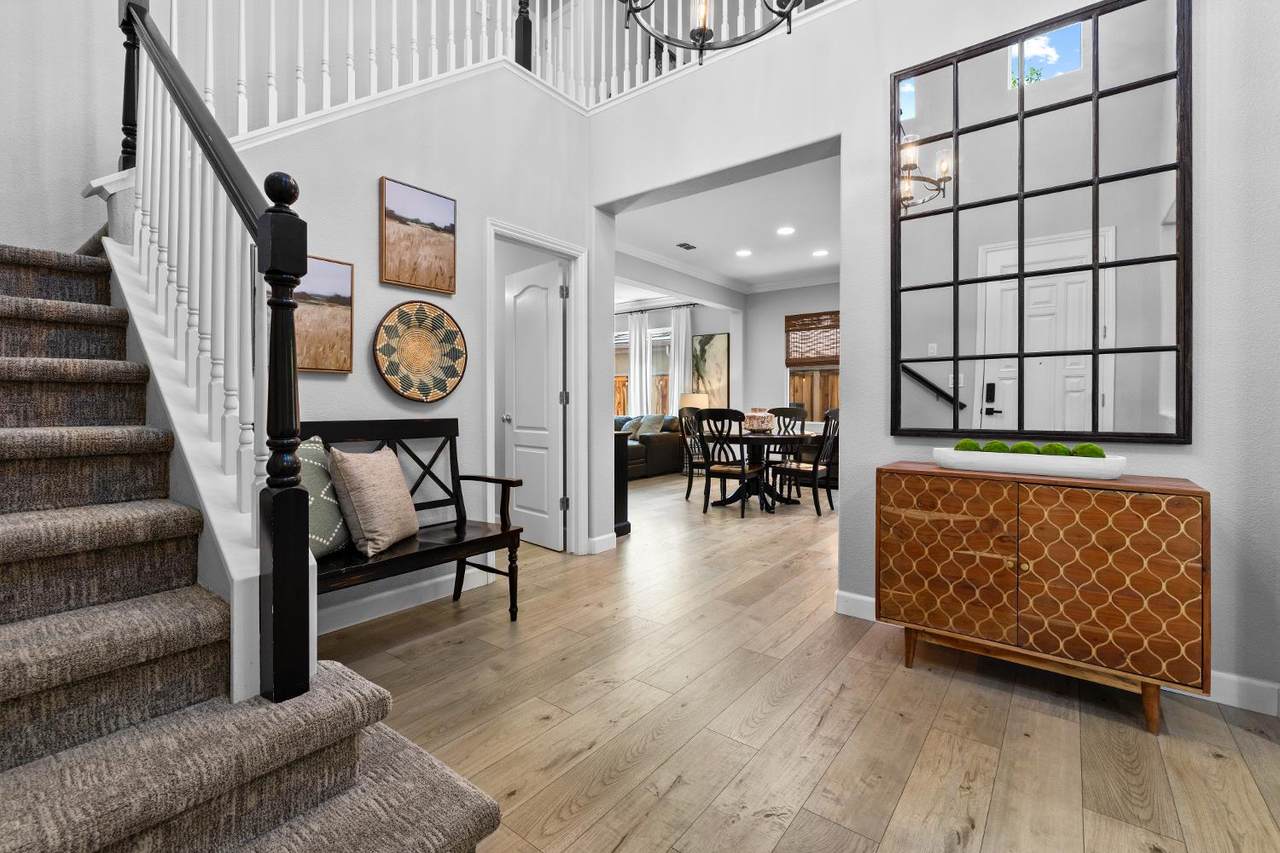 2128 Sterling Drive - Photo 1