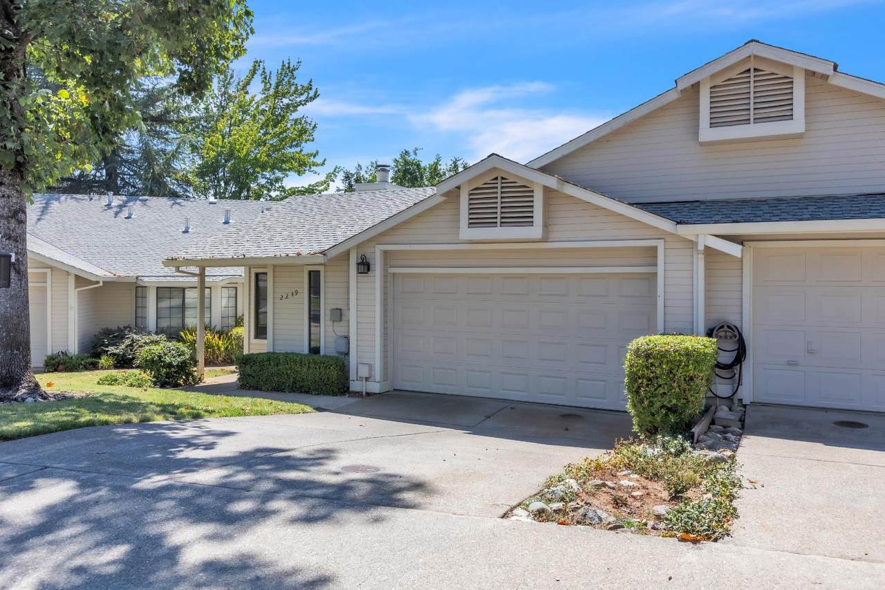 2249 Country Villa Court - Photo 1
