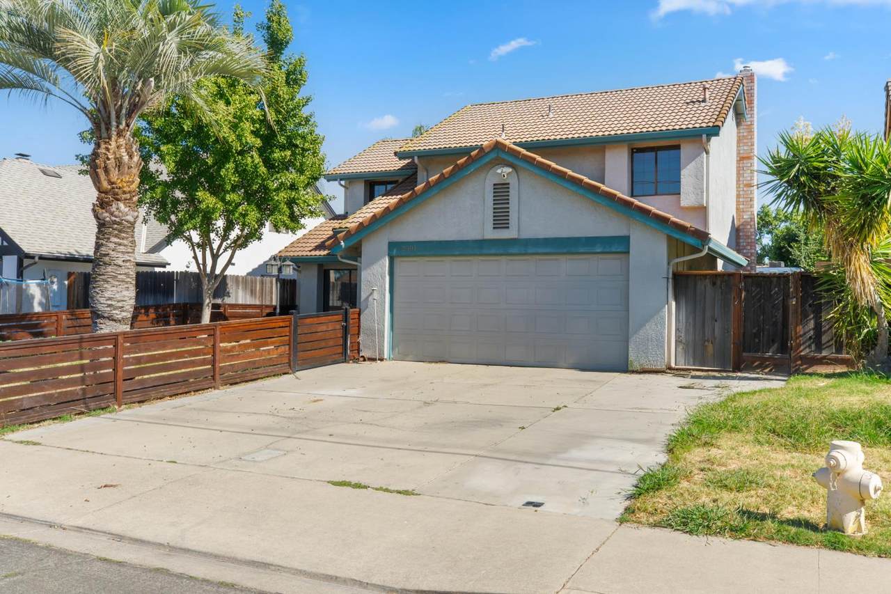 2501 Merle Avenue - Photo 1