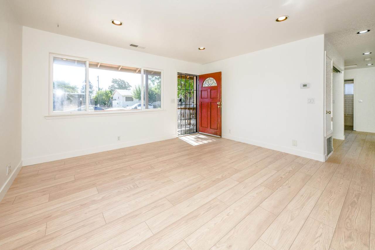 https://bt-photos.global.ssl.fastly.net/sacramento/1280_boomver_1_561201290-2.jpg