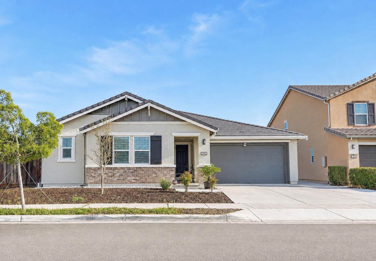 https://bt-photos.global.ssl.fastly.net/sacramento/1280_boomver_1_561202195-2.jpg