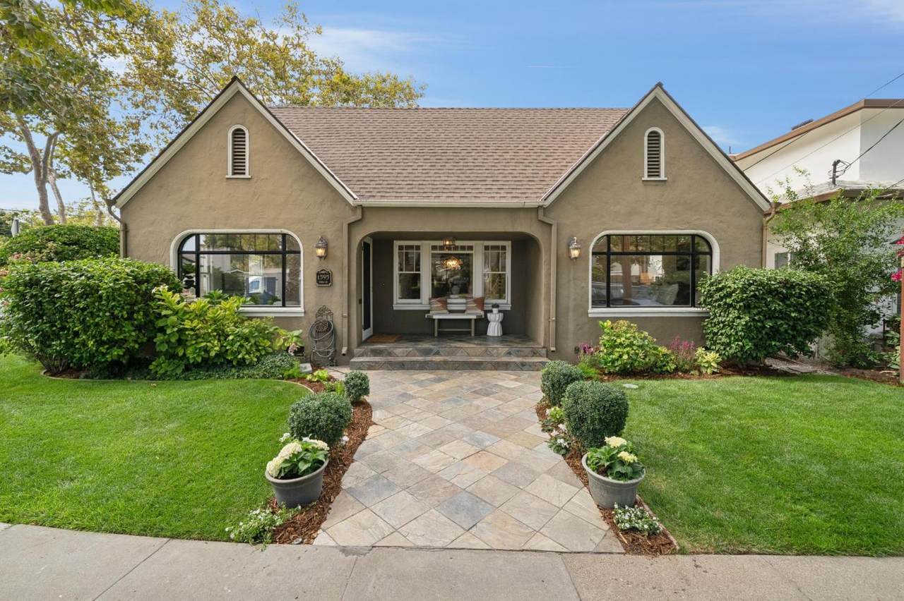 1595 Sierra Avenue - Photo 1