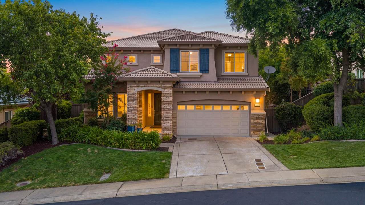 8033 Marigola Drive - Photo 1