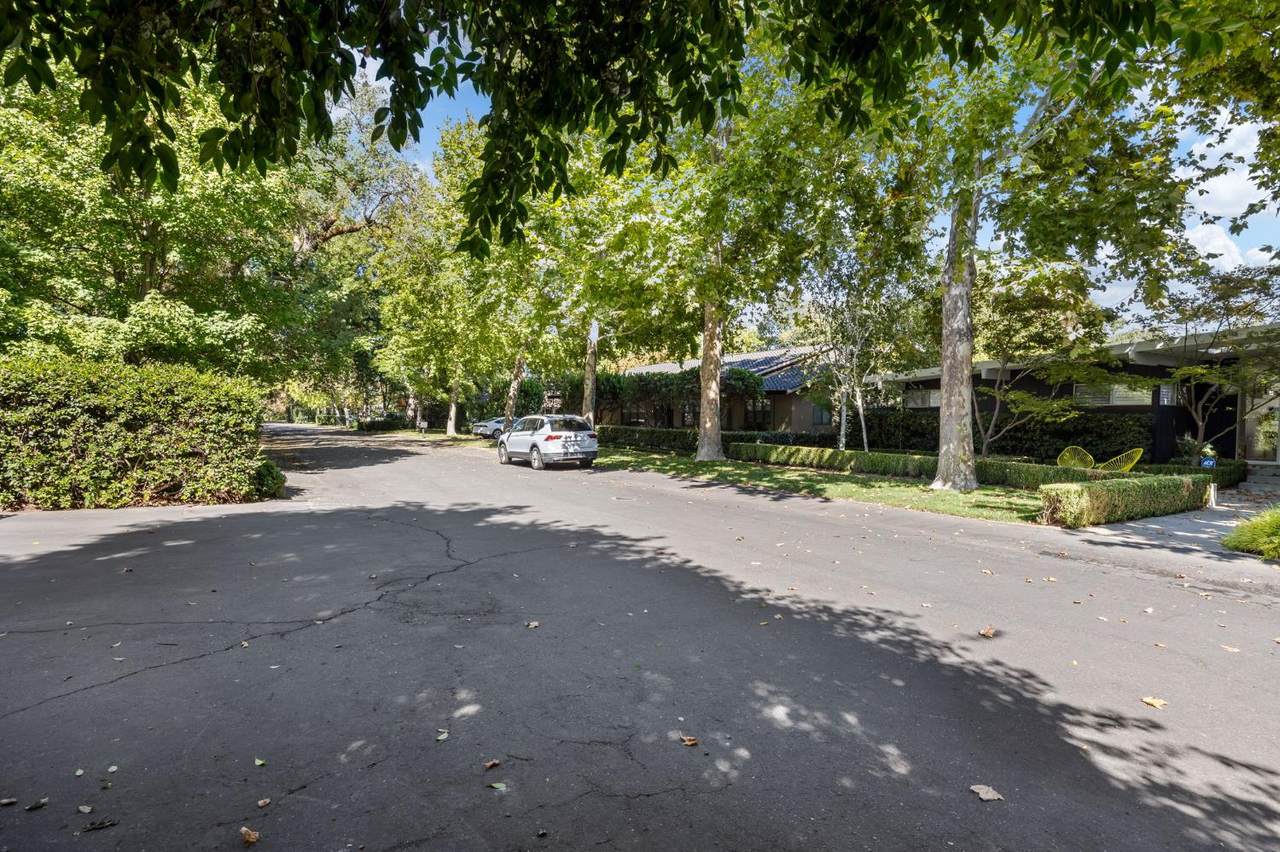 https://bt-photos.global.ssl.fastly.net/sacramento/1280_boomver_2_561212455-2.jpg