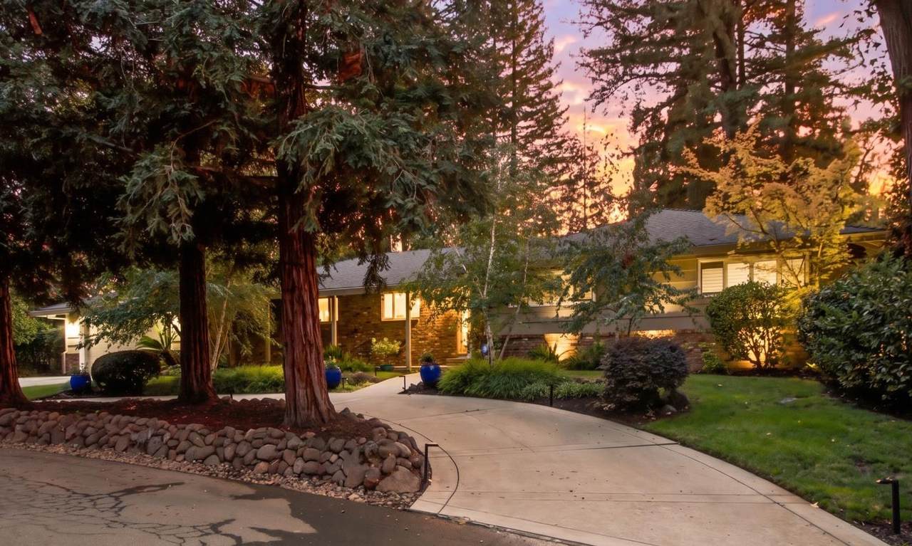 https://bt-photos.global.ssl.fastly.net/sacramento/1280_boomver_2_561215316-2.jpg