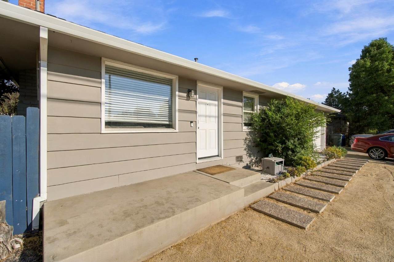 https://bt-photos.global.ssl.fastly.net/sacramento/1280_boomver_2_561215607-2.jpg