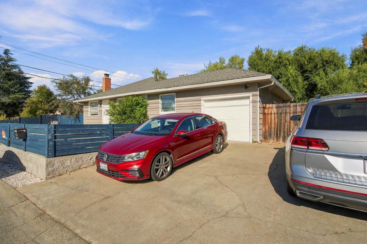 https://bt-photos.global.ssl.fastly.net/sacramento/1280_boomver_2_561215607-2.jpg