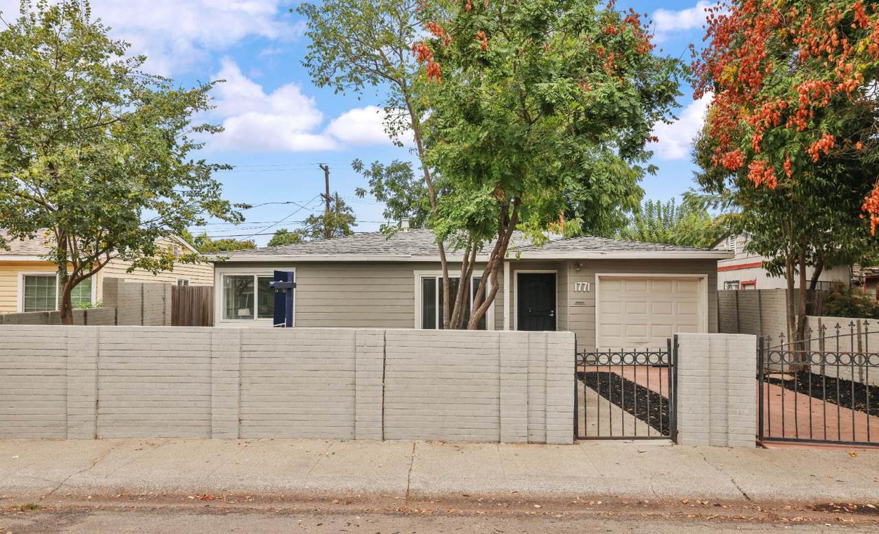 https://bt-photos.global.ssl.fastly.net/sacramento/1280_boomver_2_561215808-2.jpg