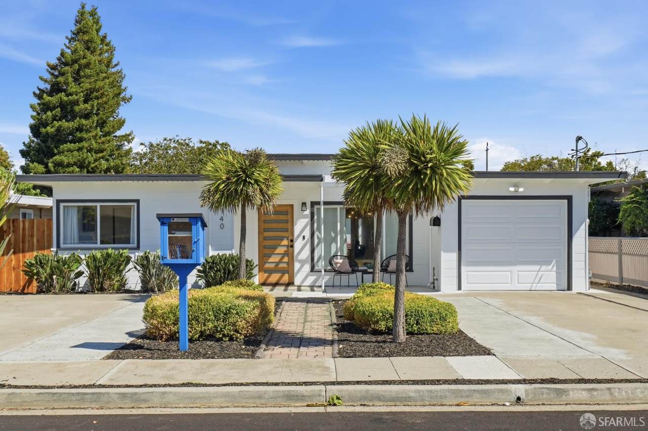 1140 Berkeley Avenue - Photo 1
