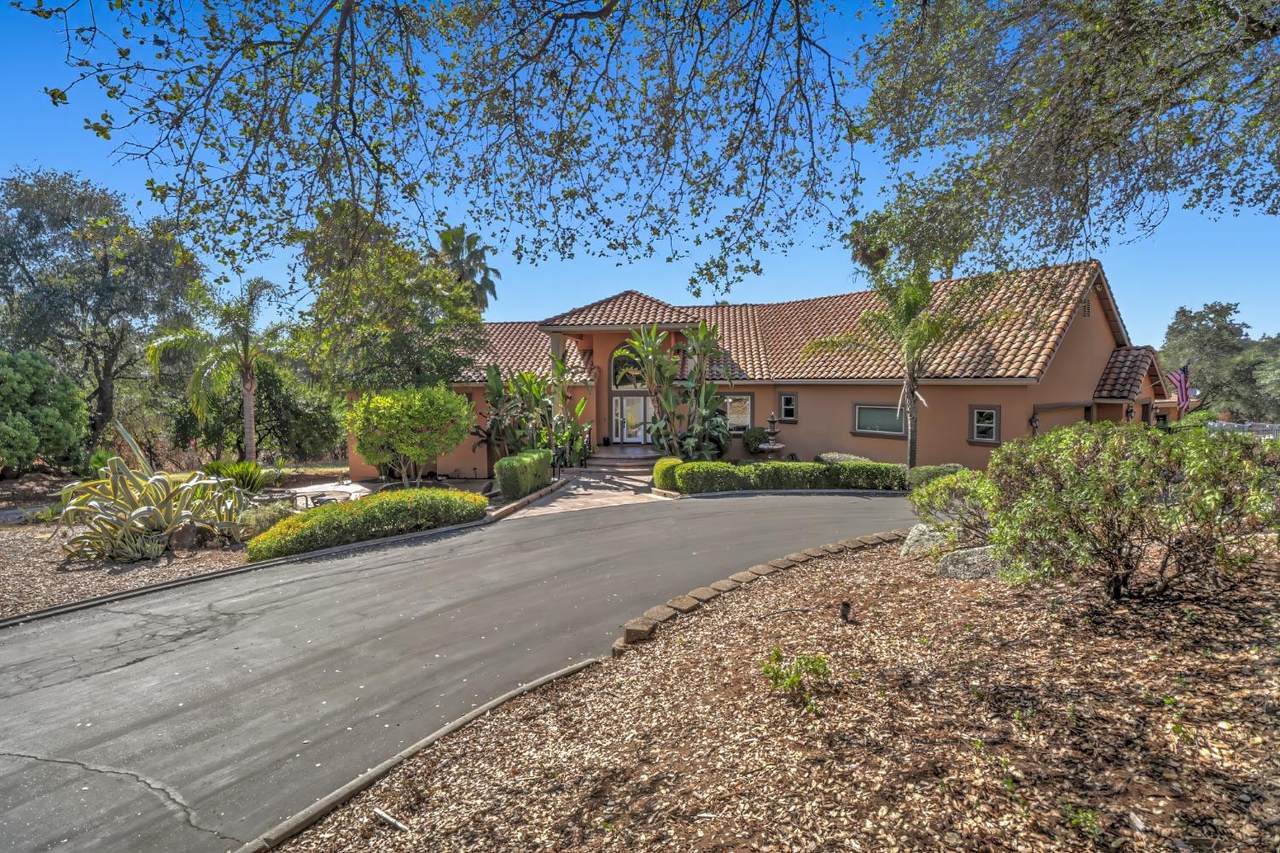 https://bt-photos.global.ssl.fastly.net/sacramento/1280_boomver_2_561217241-2.jpg