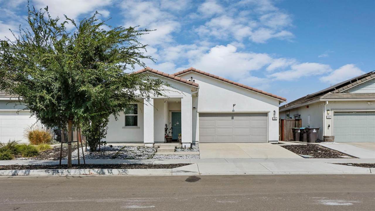 865 Tern Drive - Photo 1