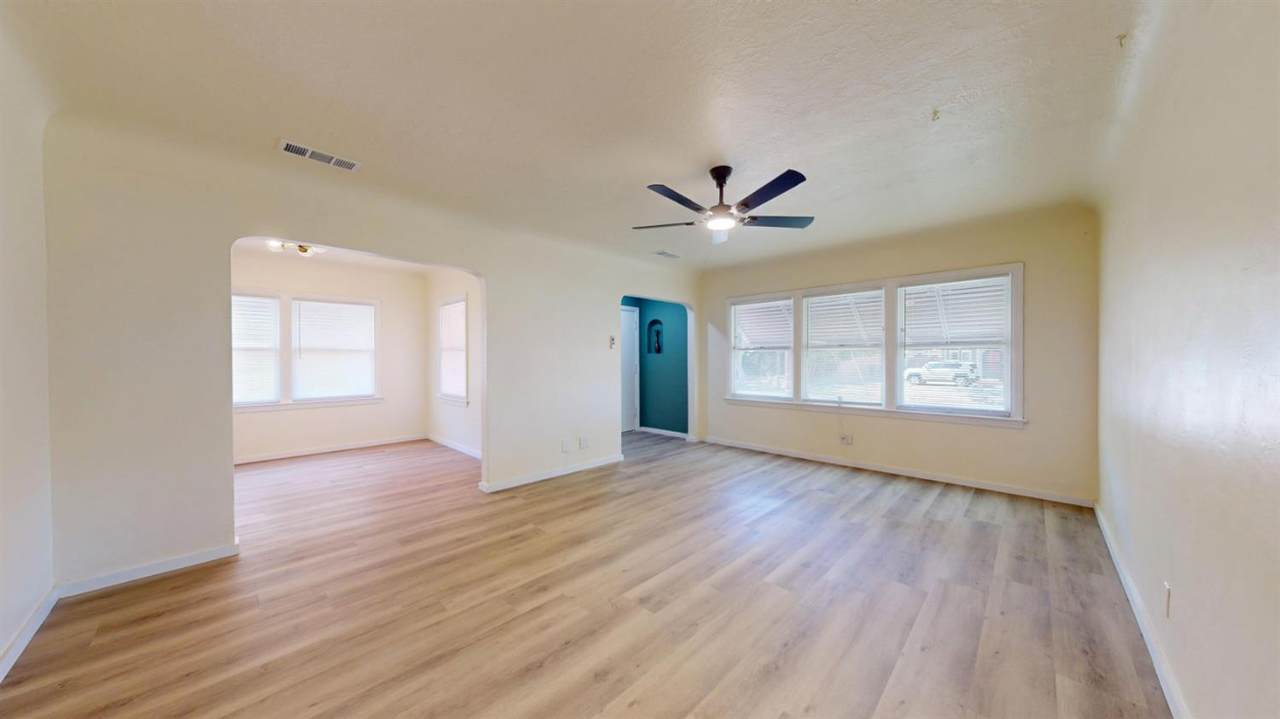 https://bt-photos.global.ssl.fastly.net/sacramento/1280_boomver_2_561229590-2.jpg