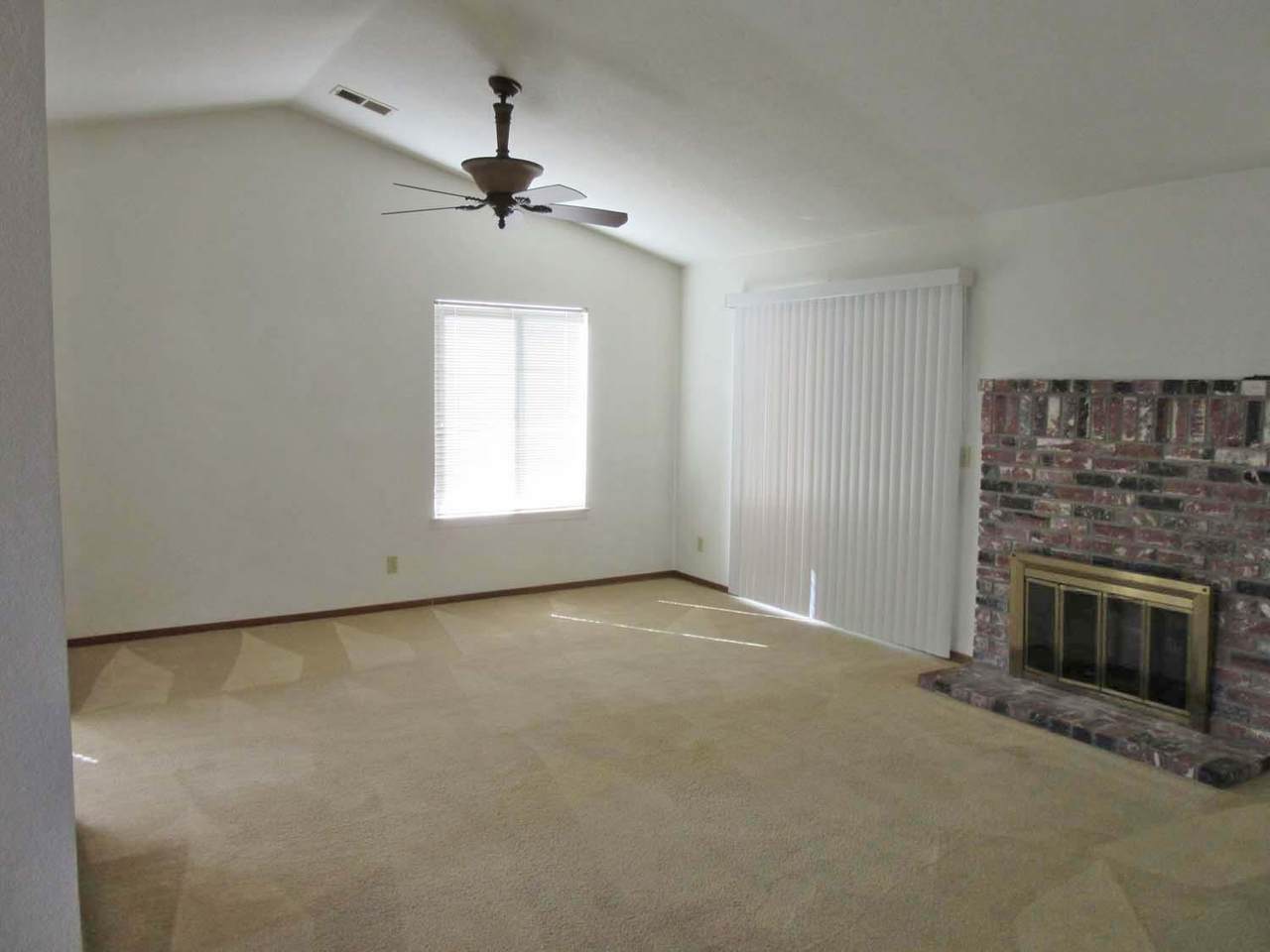 https://bt-photos.global.ssl.fastly.net/sacramento/1280_boomver_2_561229655-2.jpg