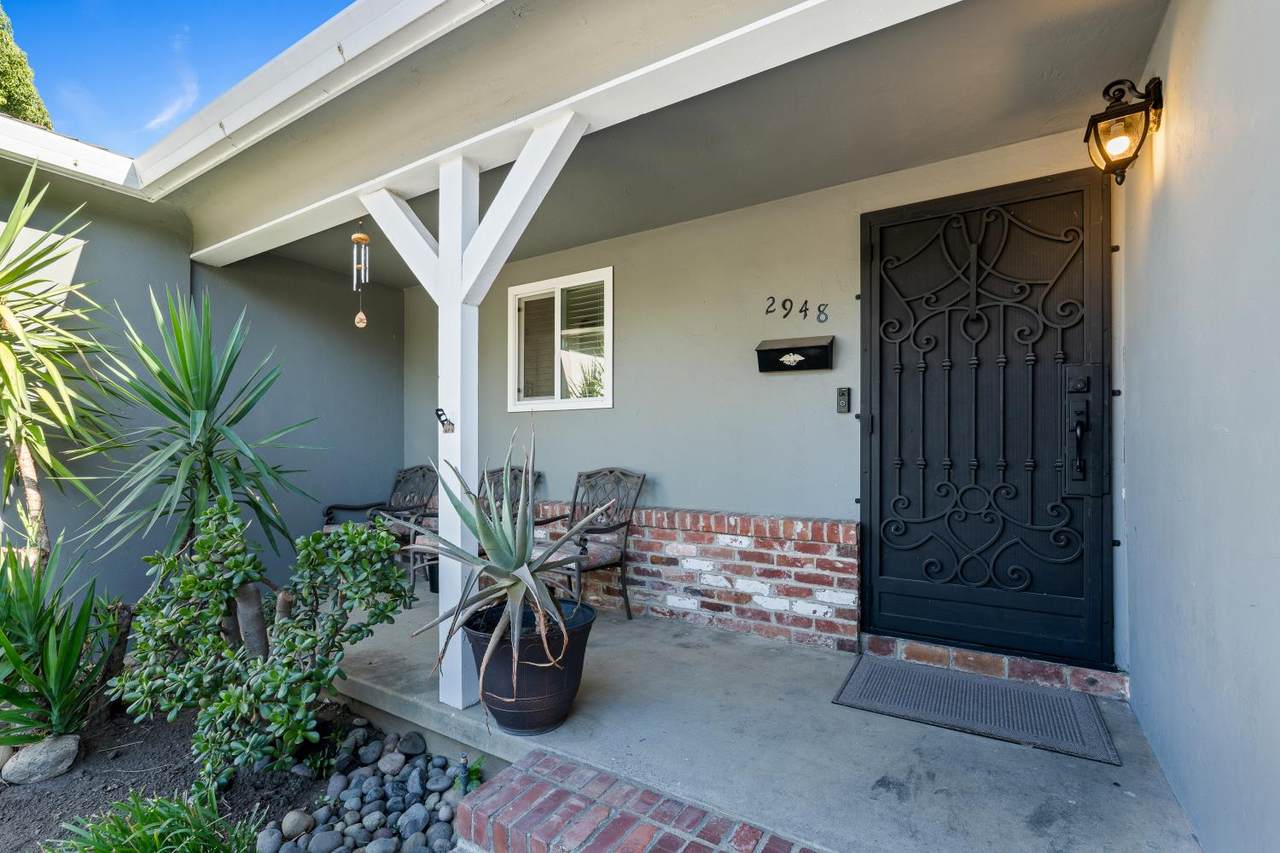 https://bt-photos.global.ssl.fastly.net/sacramento/1280_boomver_2_561229847-2.jpg