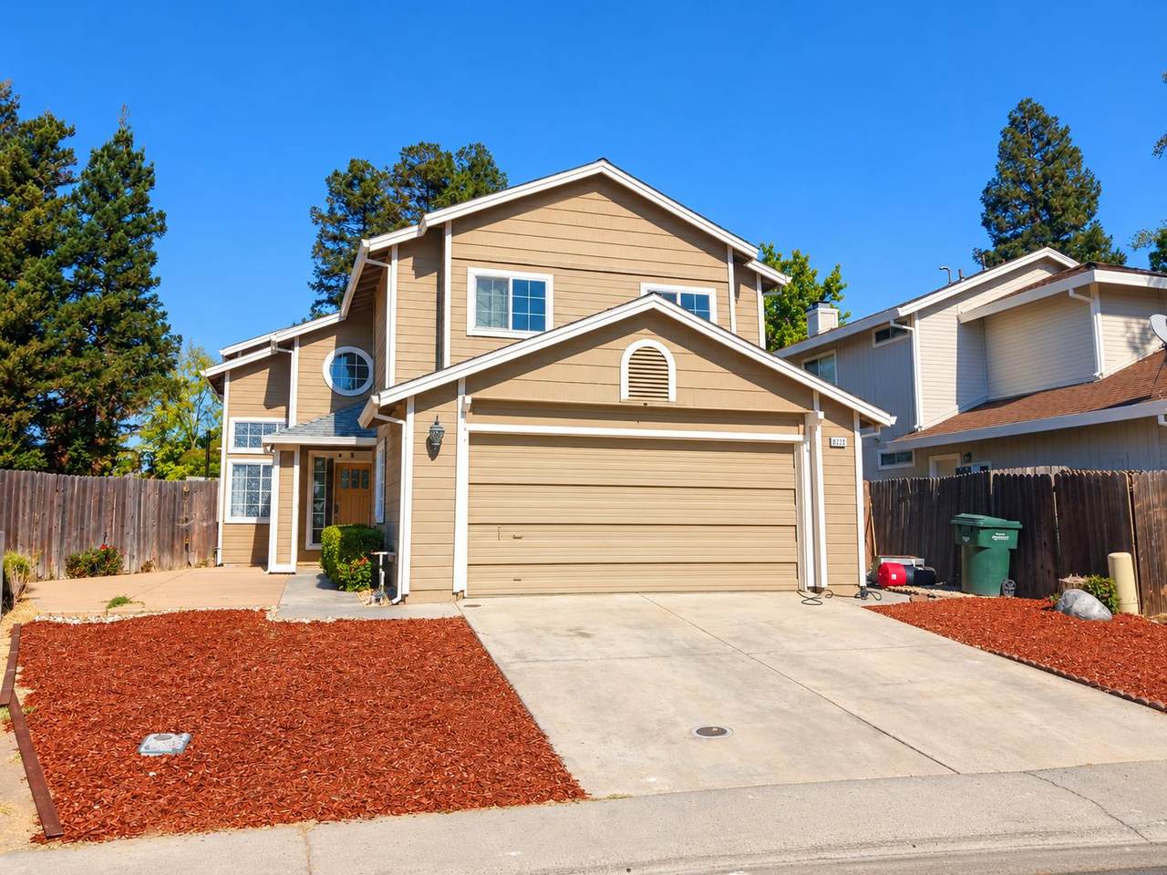 8222 Prior Way - Photo 1