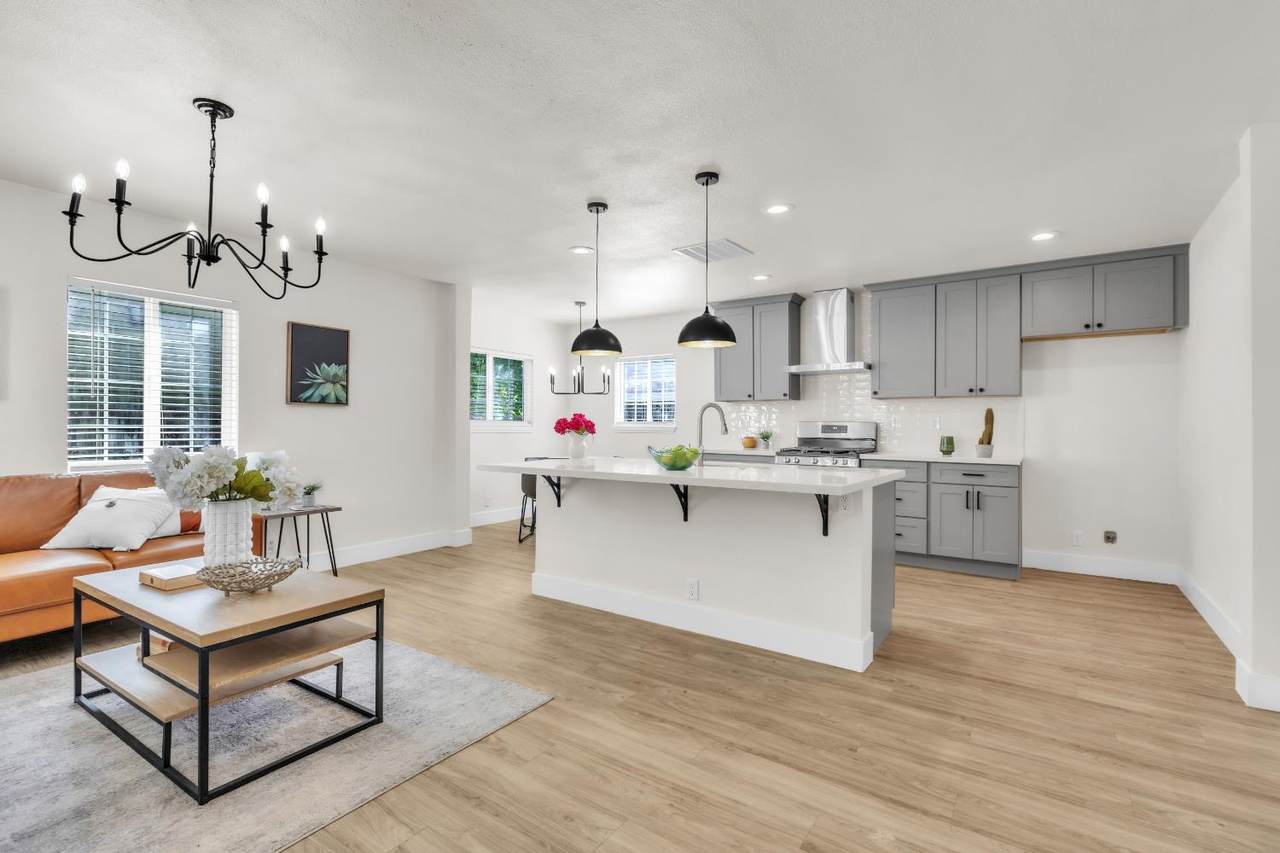 2372 North Avenue - Photo 1