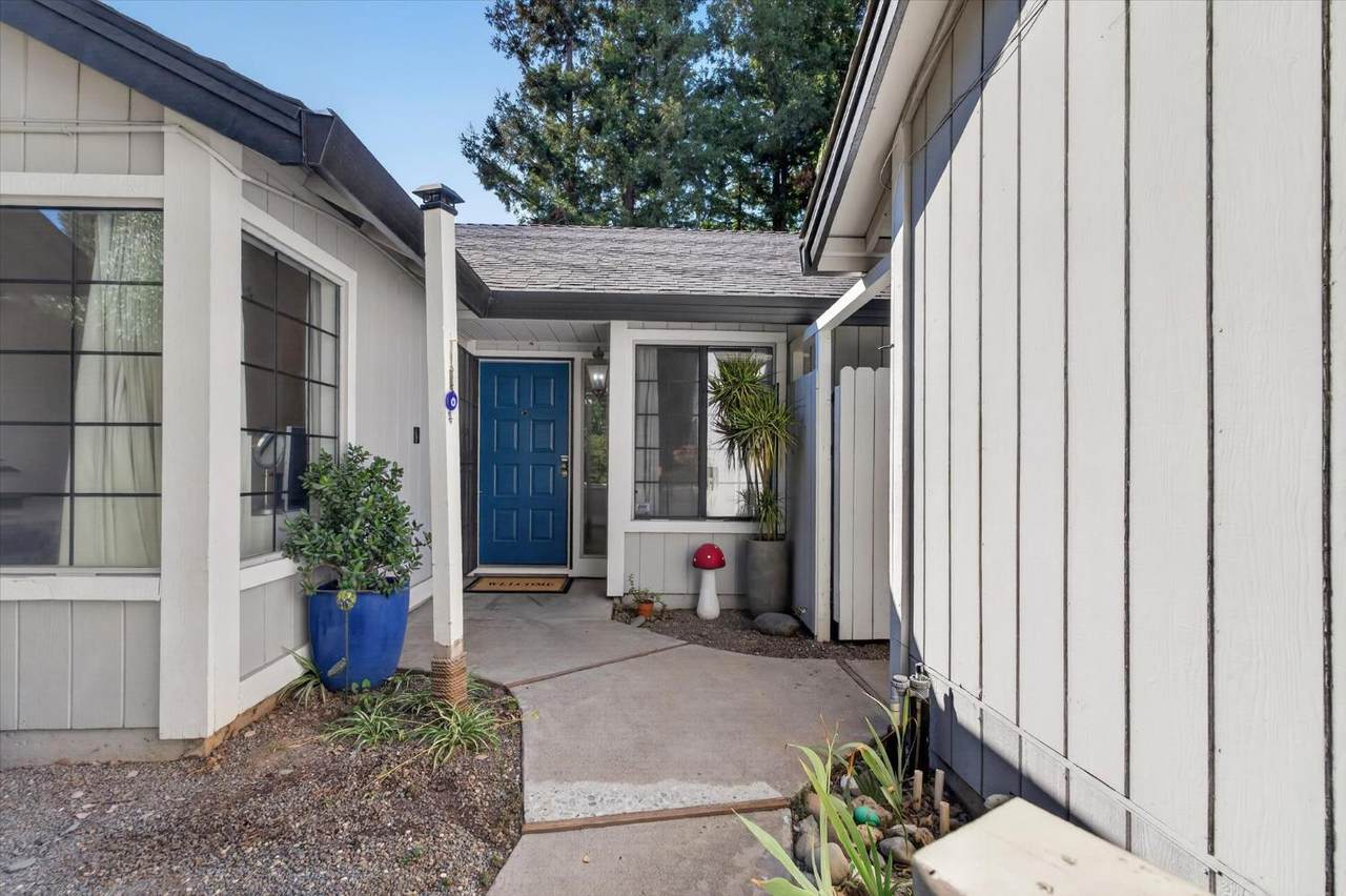 https://bt-photos.global.ssl.fastly.net/sacramento/1280_boomver_2_561232204-2.jpg