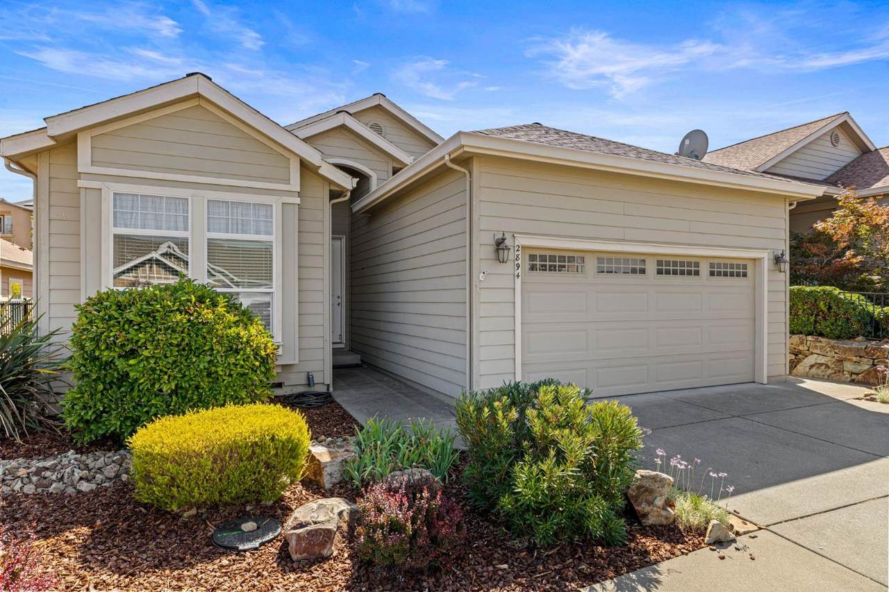2894 Winesap Circle - Photo 1