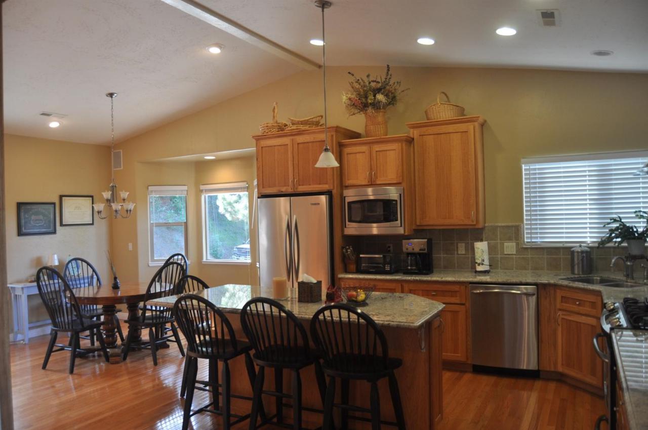 18445 Toyon Road - Photo 1