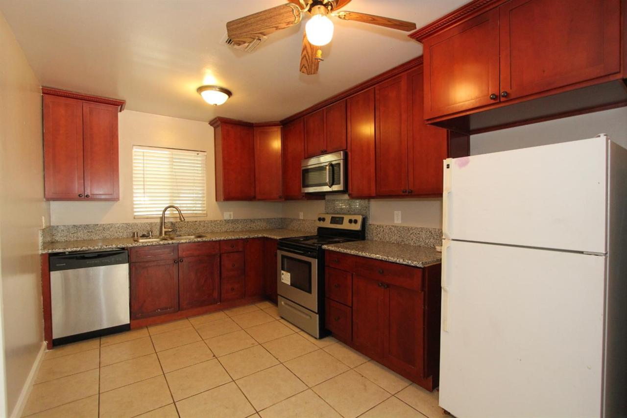 5817 44th Street - Photo 1