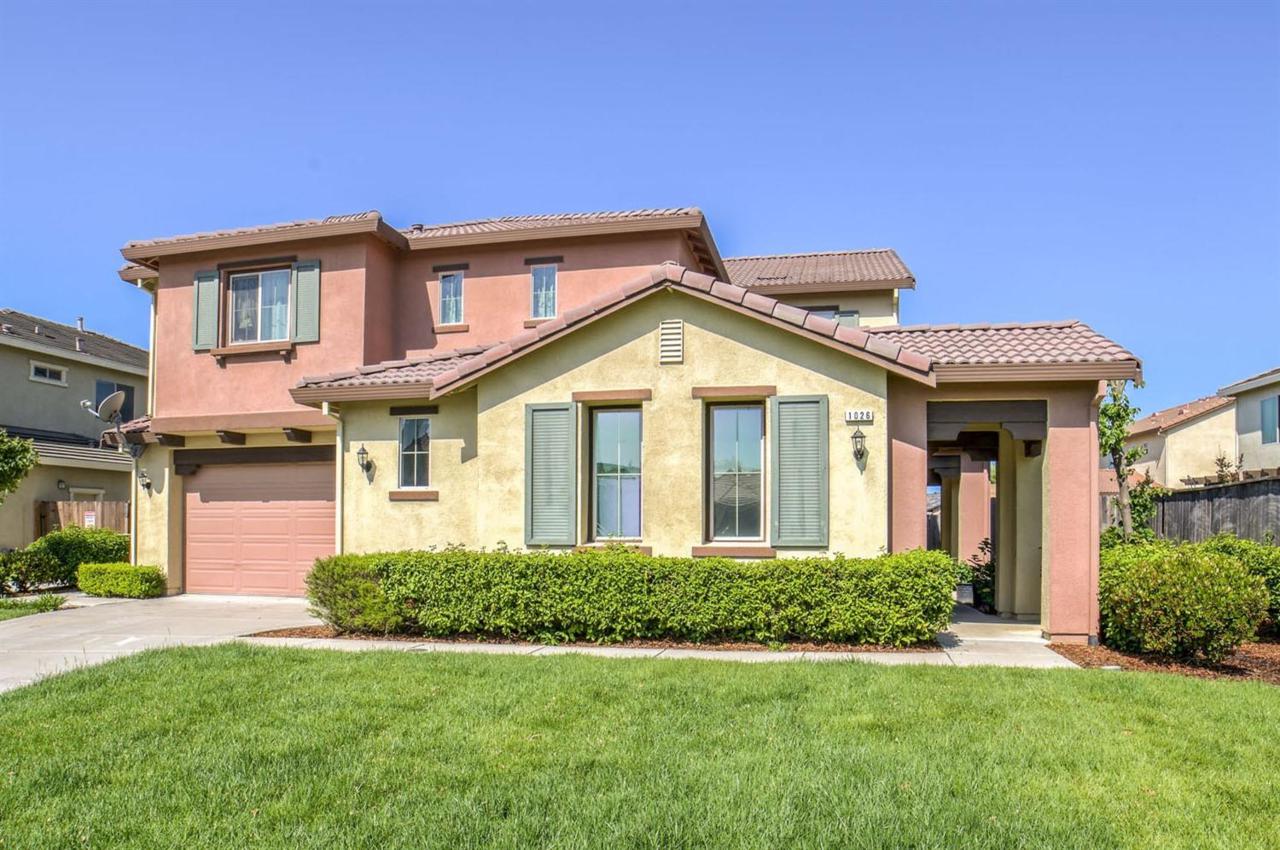 1026 Saunders Court - Photo 1