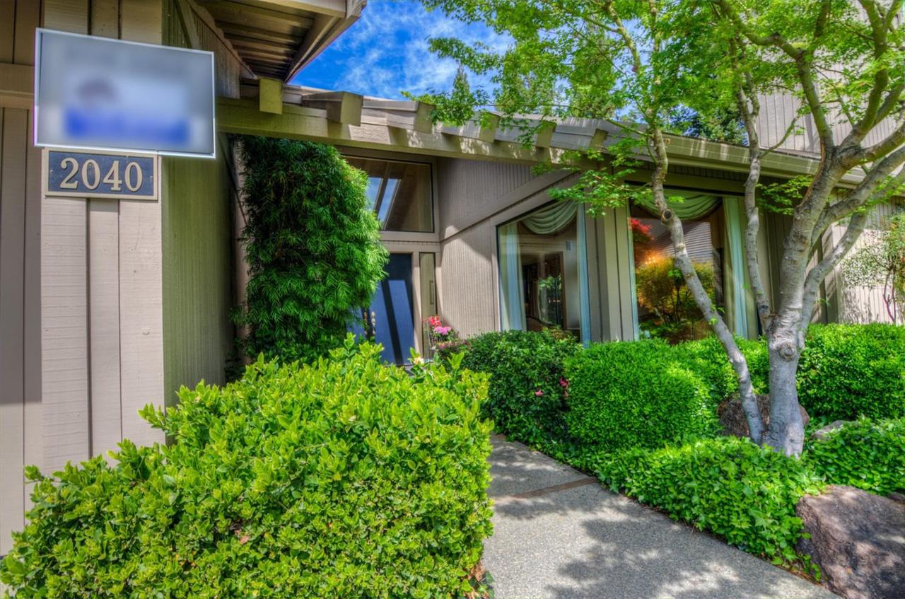 2040 Texas Bar Court - Photo 1