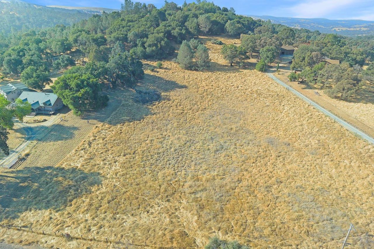 10490 White Oak Road - Photo 1